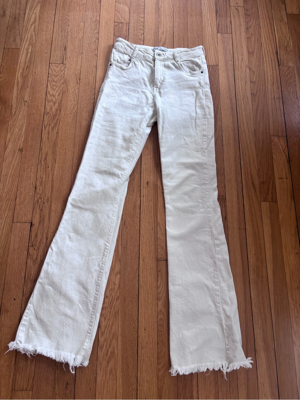 ZARA White Denim Flare Jeans | Size 4